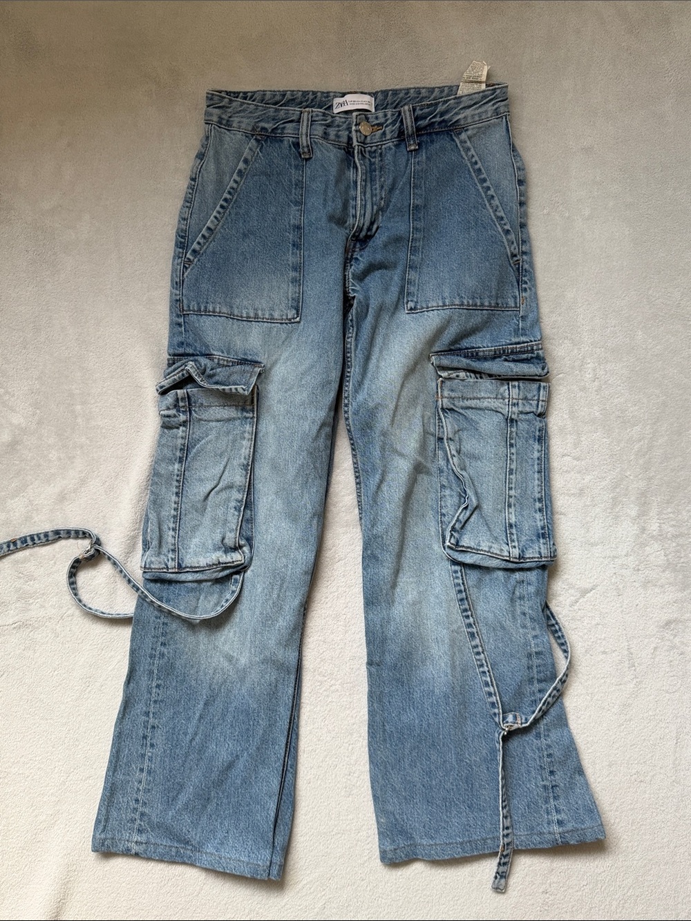 Zara Light Blue Denim Jeans with Branded Button